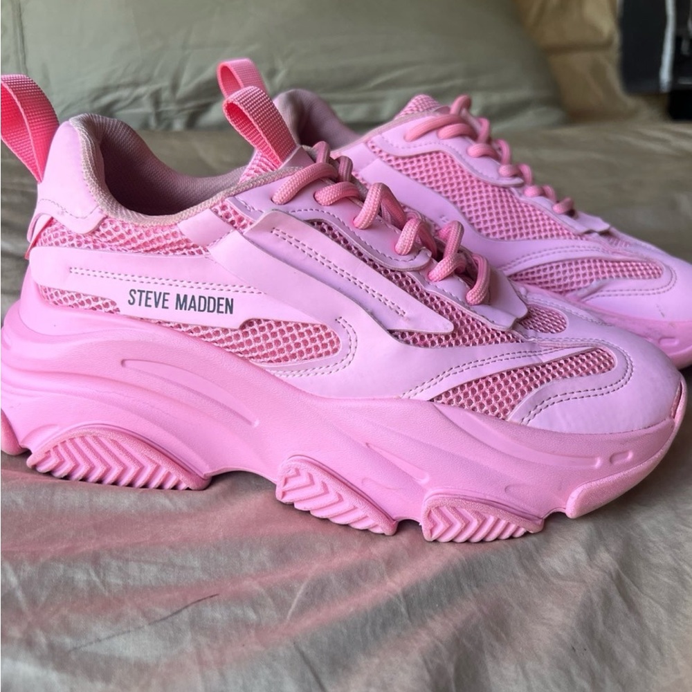 Steve Madden Possession Hot Pink size 6